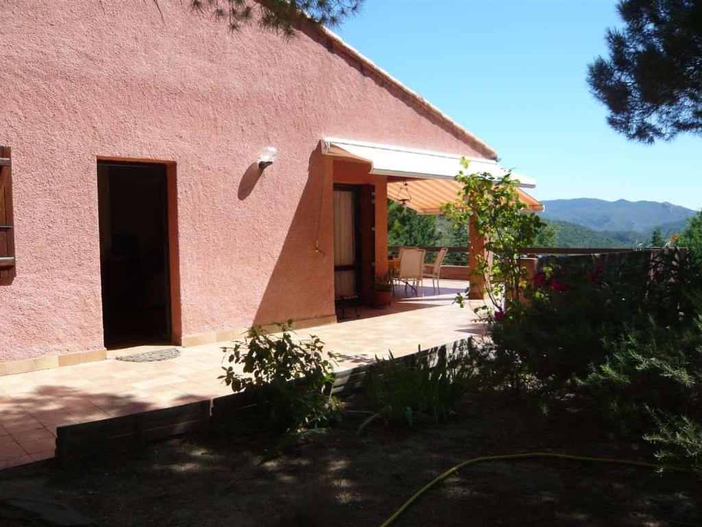 Chambres D'Hote L'Amandiere A Cucugnan Bagian luar foto